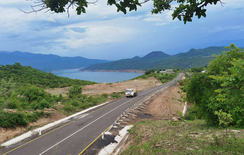 奧姆水庫公路項(xiàng)目_副本.jpg